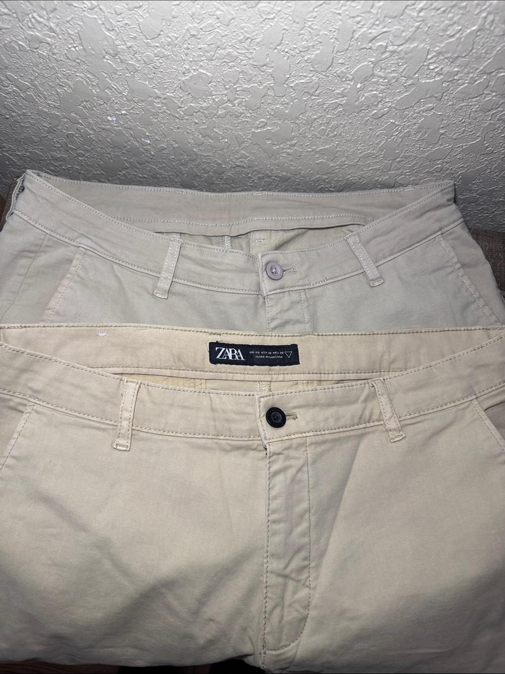 ZARA Men’s 34x30 LOT of 2 Slim Fit Khaki Chino Pants Tan Cream